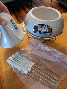 Hershey Chocolate 100yr Anniversary Fondue Kiss Pot